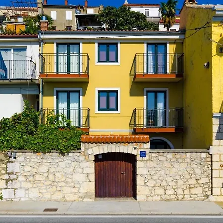 Apartamento In 39108 *